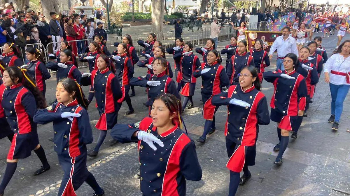 desfile julio